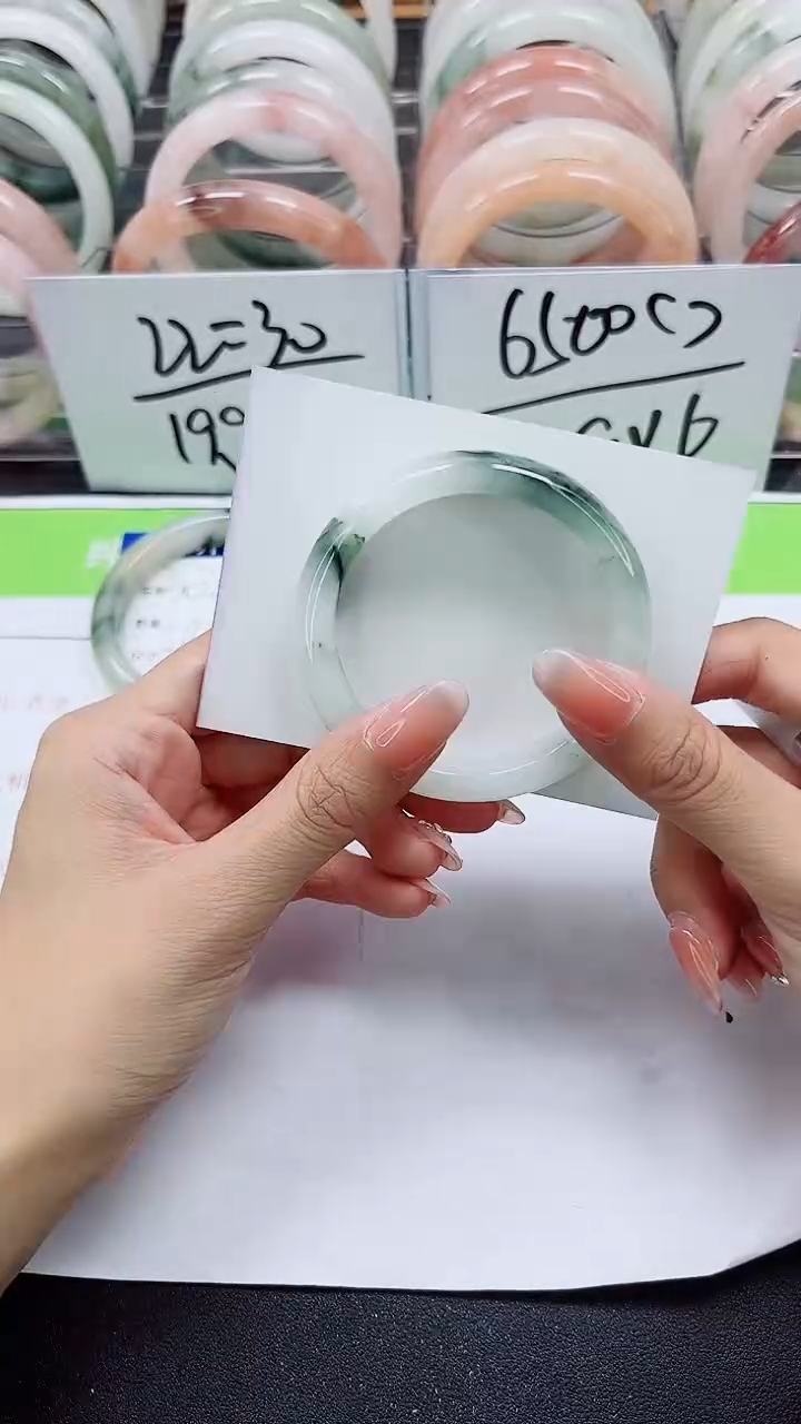 【闪购商品】石英质玉手镯合金A303-51/52