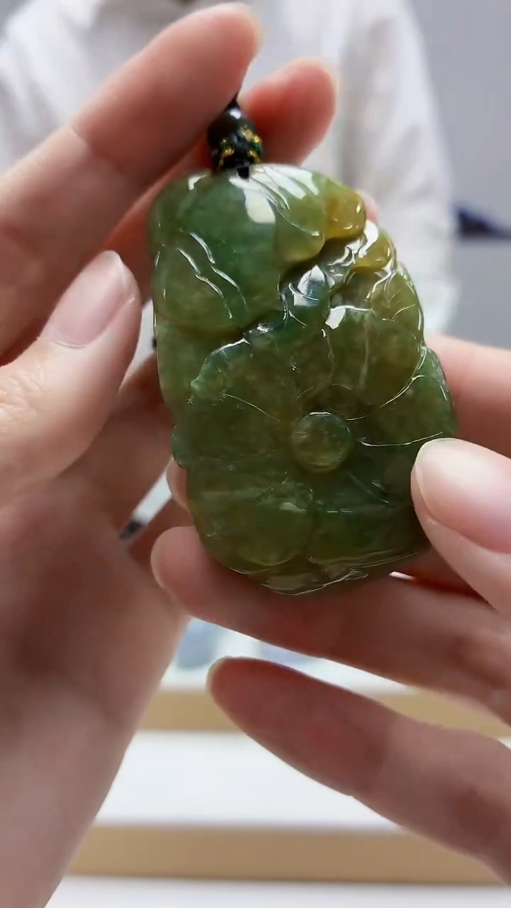 未镶嵌定制翡翠盛***理5028zm-毛货挂件
