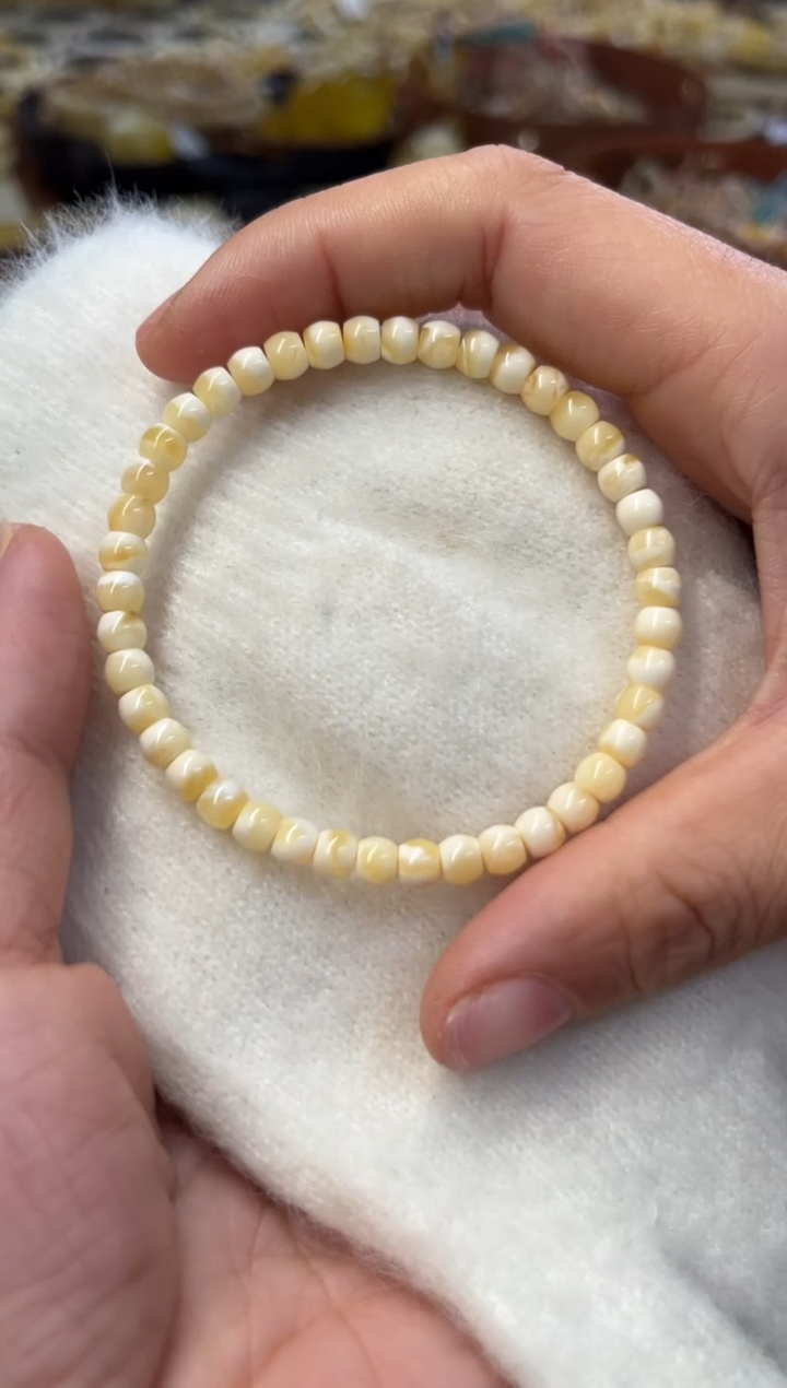 裸石琥珀未镶嵌蜜蜡手串