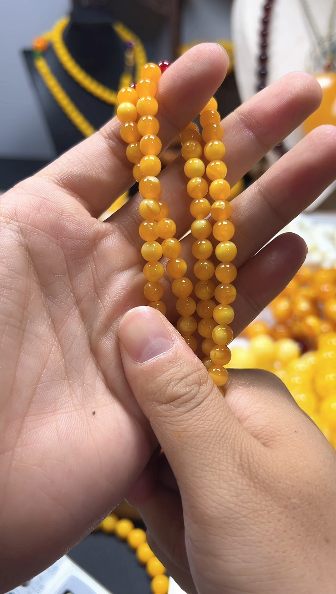 未镶嵌蜜蜡手链鸡油黄多圈6mm108珠手串