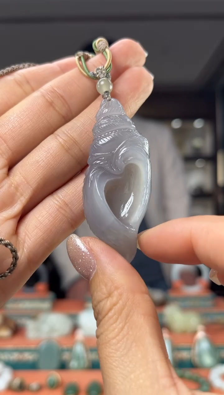 颈饰未镶嵌和田玉佩佩