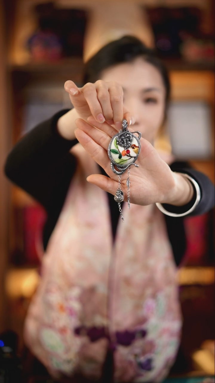 刺绣私人定制苗族手工W787