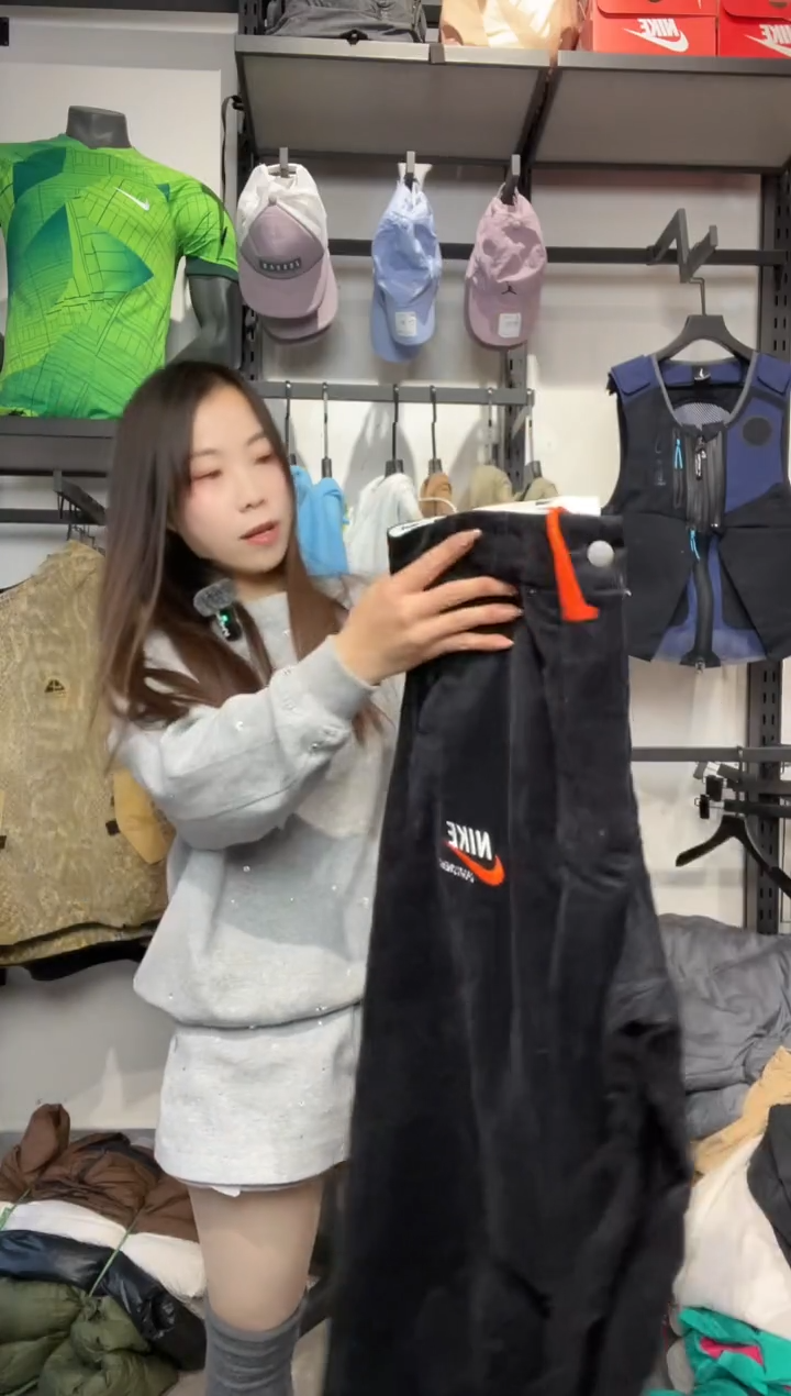 1433闪购编码Nike/Jordan运动卫衣裤以直播间过款为准尺码 L