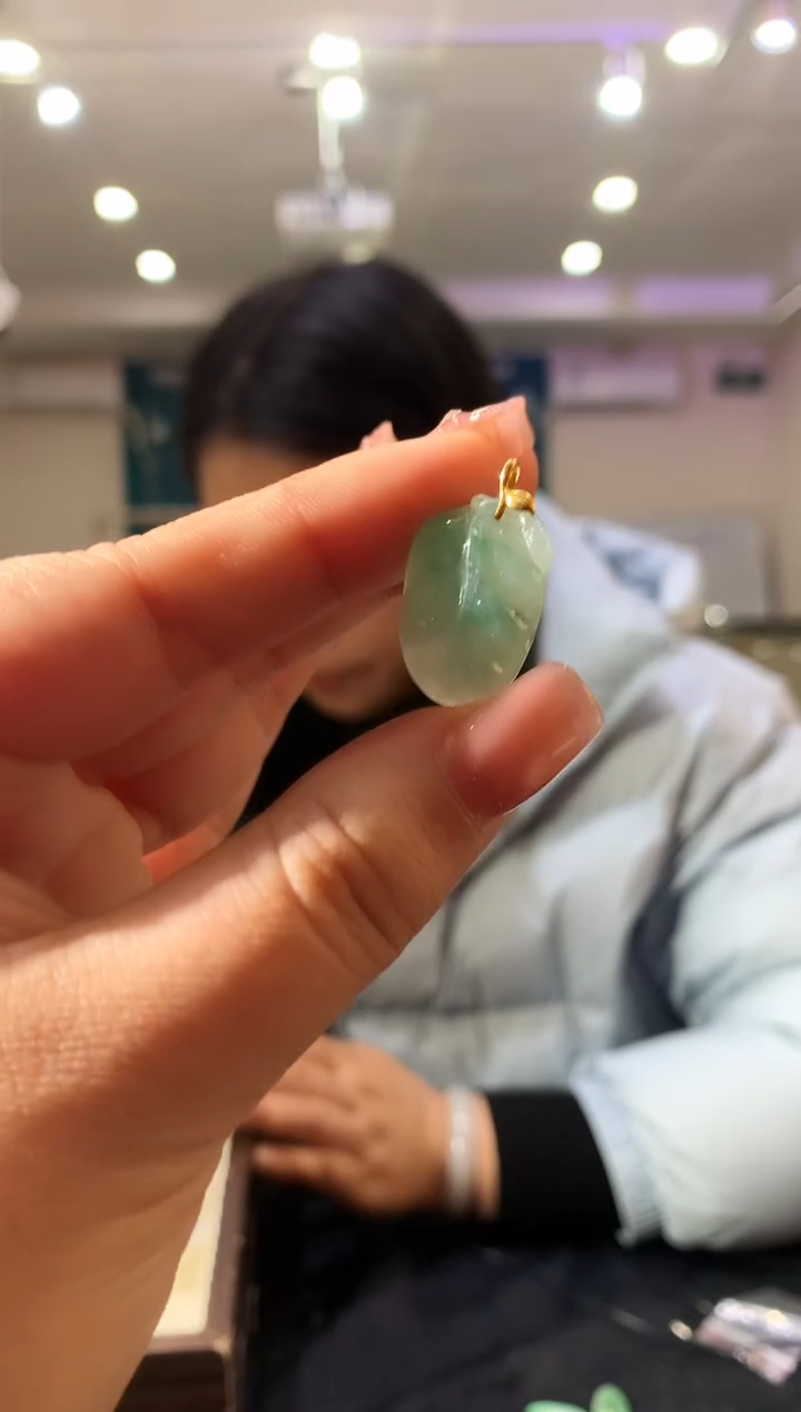 【闪购商品】翡翠吊坠(不含链)18K金镶嵌105zfp翡翠时尚