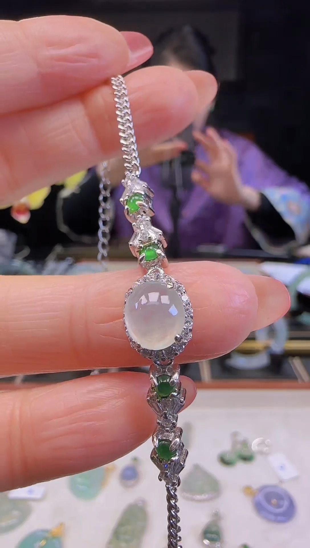 【闪购商品】翡翠手链银S925镶嵌玻璃种蛋面手链