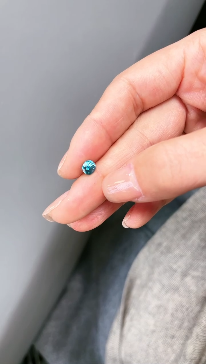 【闪购商品】锆石裸石未镶嵌e00700000