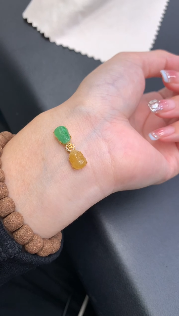 18K金镶嵌定制翡翠48小时鉴赏期 退货不扣服务费