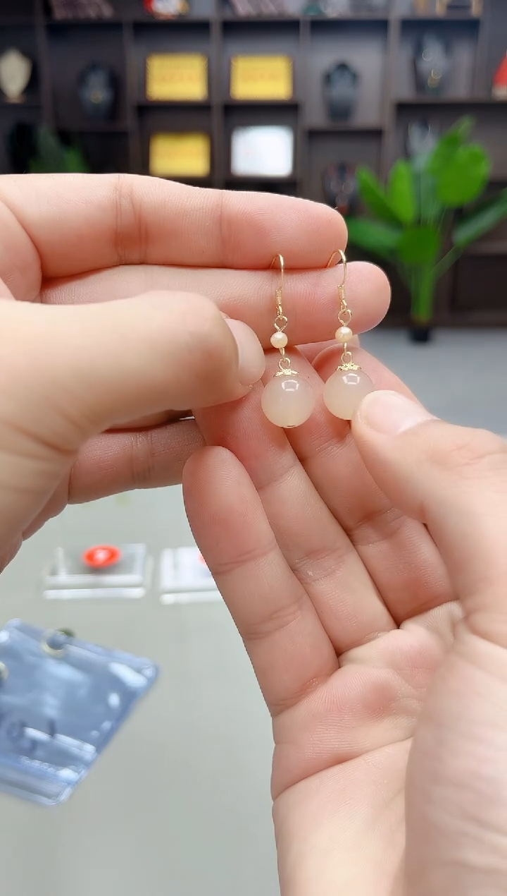 未镶嵌耳饰玛瑙/玉髓218000