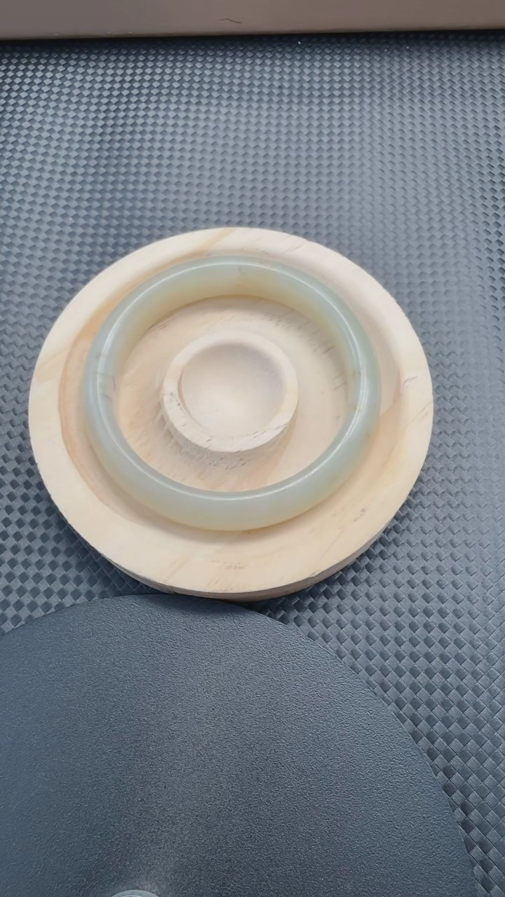 【闪购商品】和田玉手镯未镶嵌47圈口55.6正圈