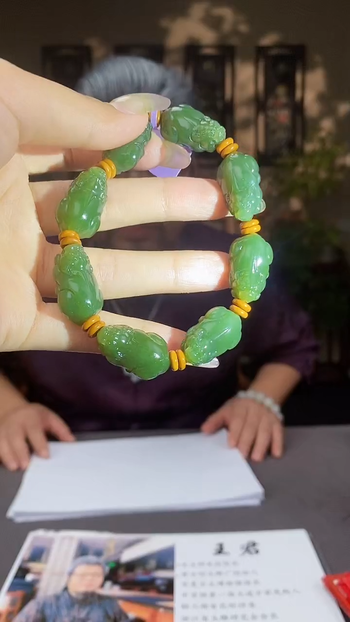 和田玉未镶嵌颈饰C077