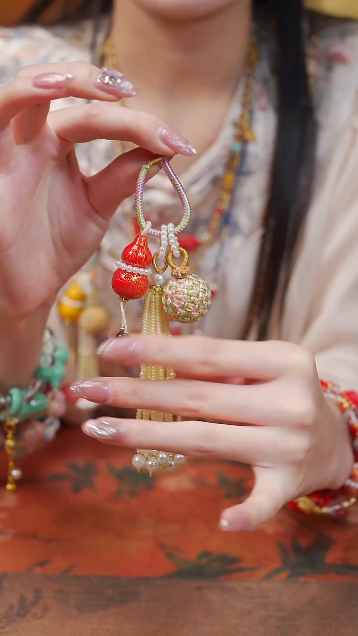 97漆艺工艺小葫芦118