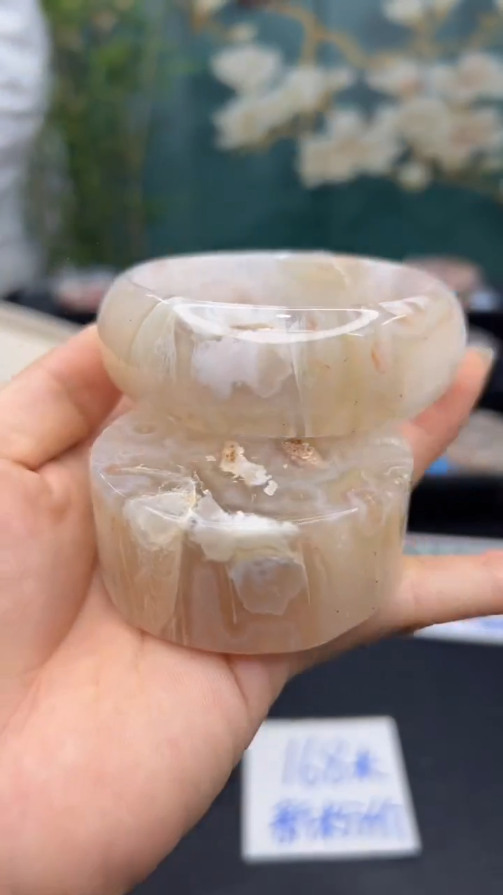 【闪购商品】石英质玉手镯未镶嵌A785(61圈赠送镯心)