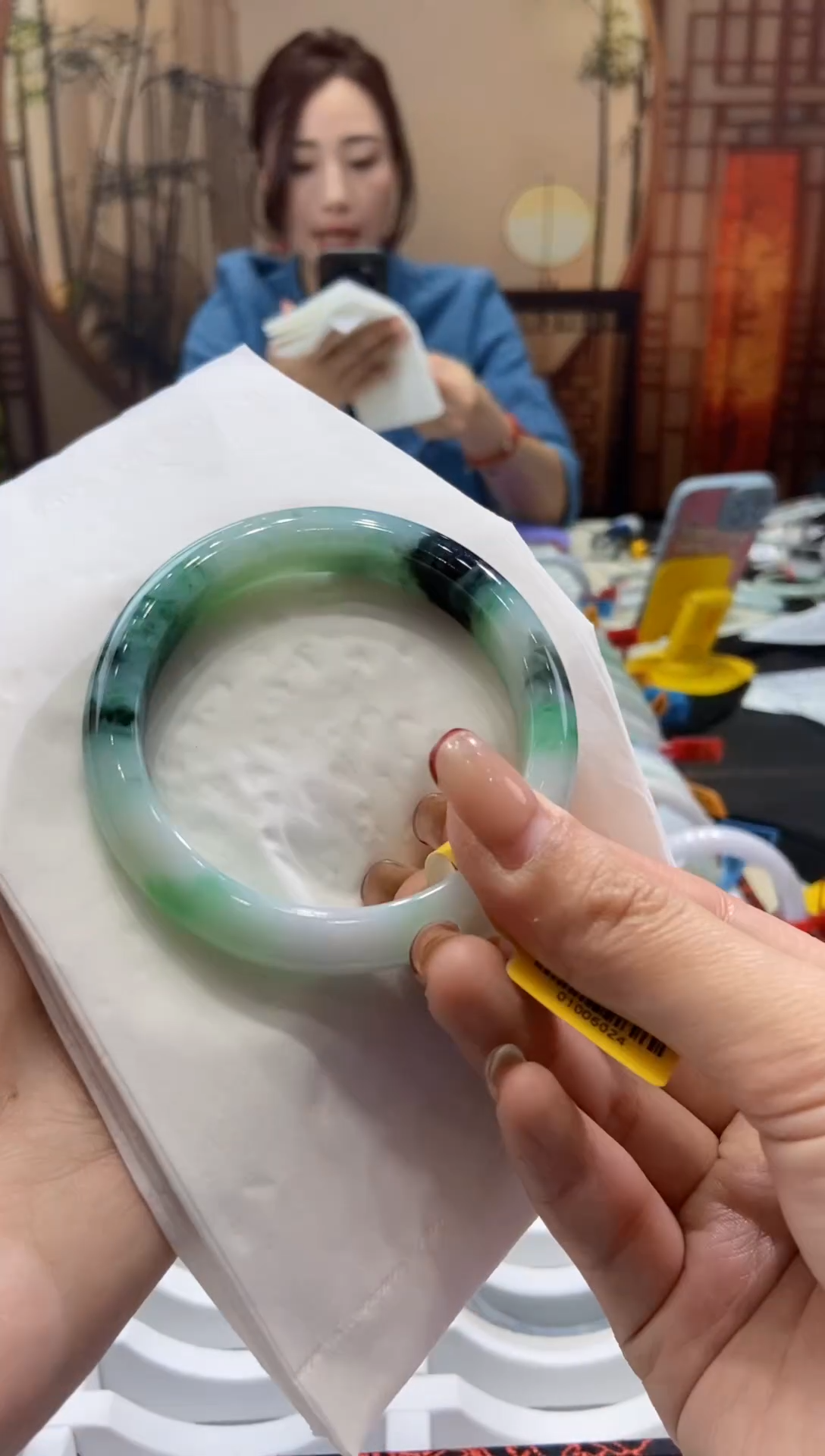 【闪购商品】翡翠手镯未镶嵌00010511