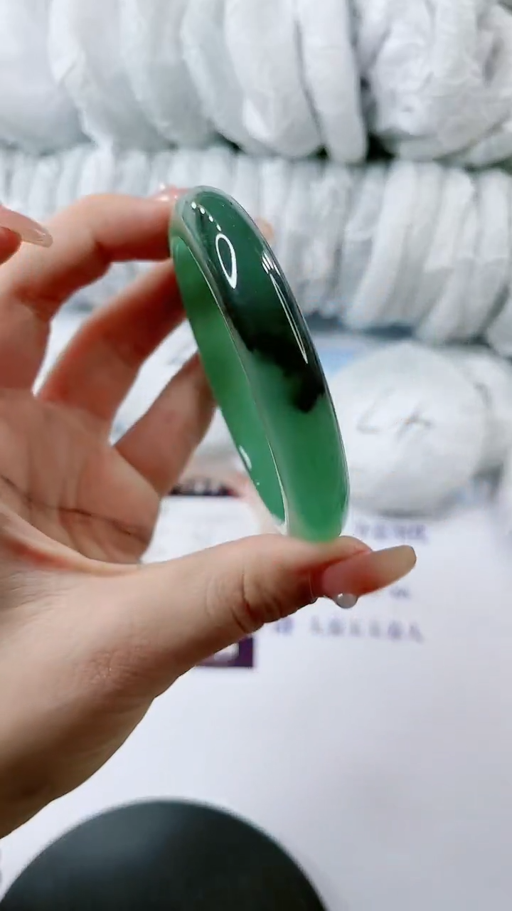 【闪购商品】石英质玉手镯未镶嵌0330550213-