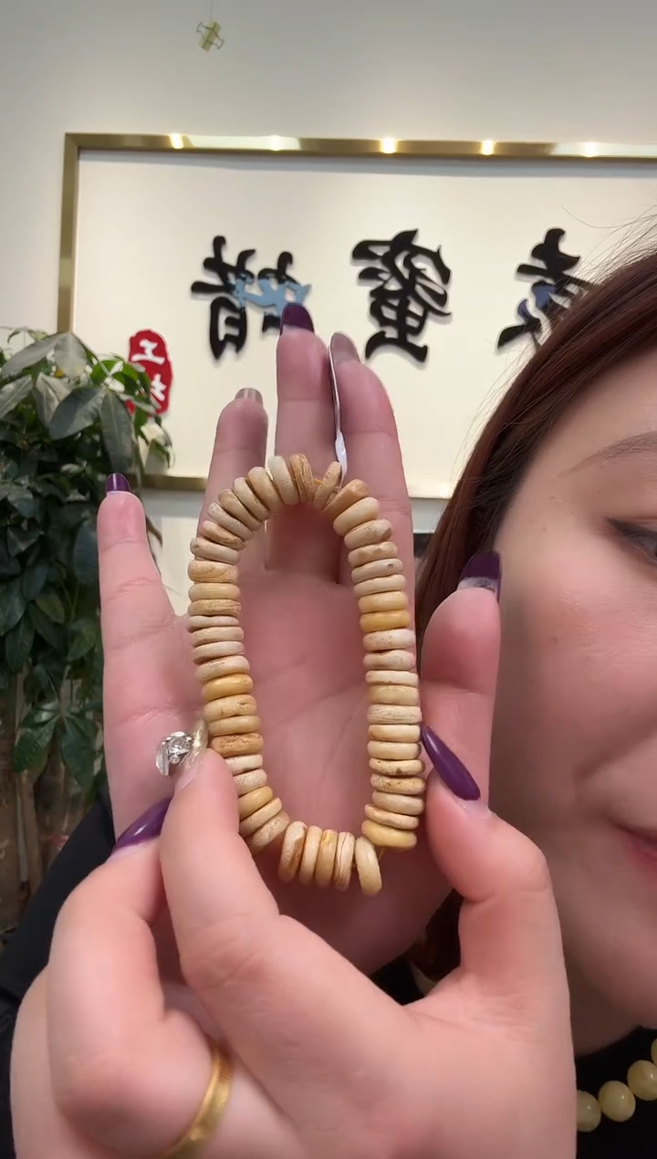 【闪购商品】琥珀珠宝奇石未镶嵌7多样性发货发其一
