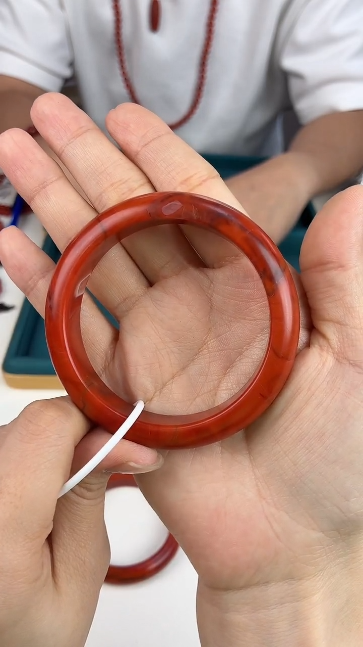 未镶嵌手镯56*南红玛瑙海**楼一个/条