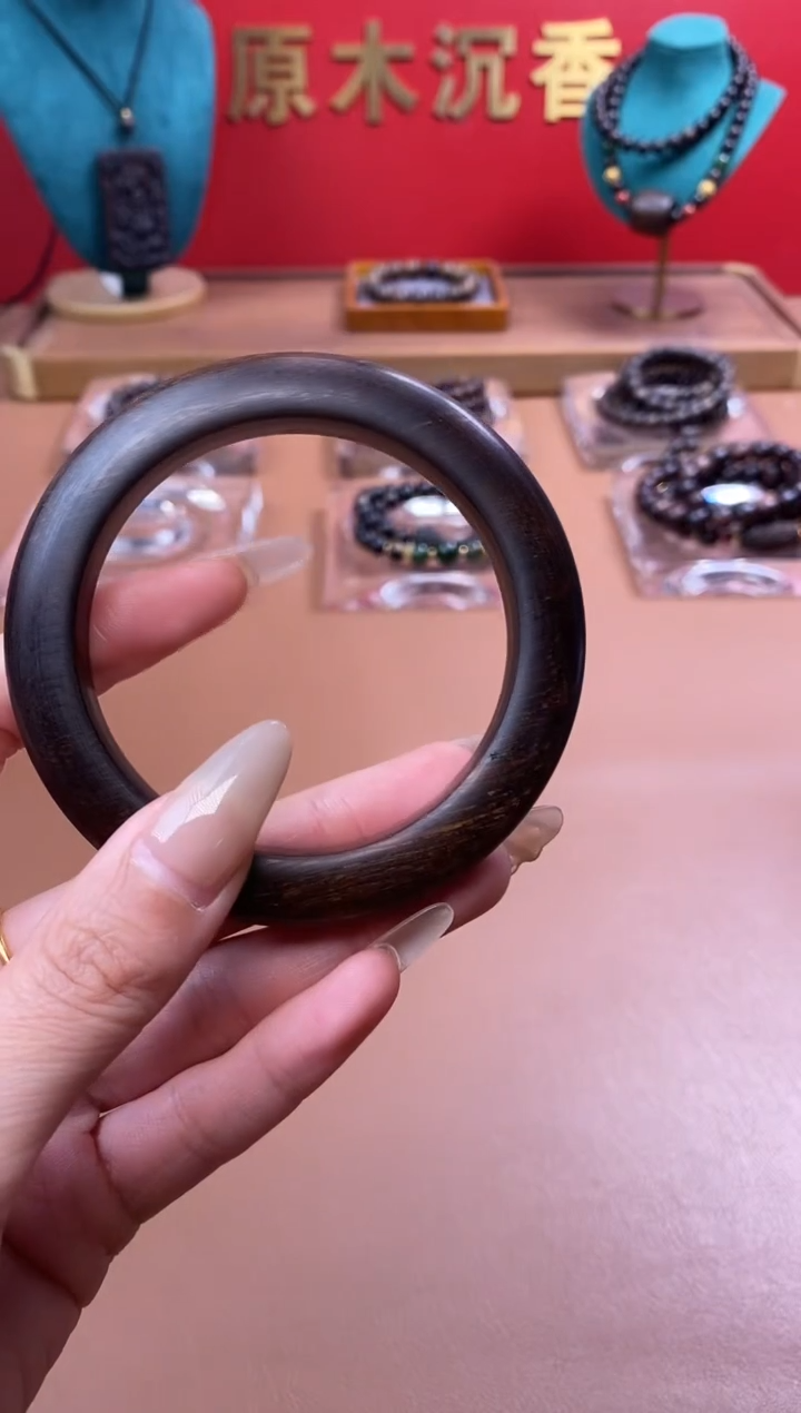 【闪购商品】沉香木手串Y富森红土玉化手镯XD00550402