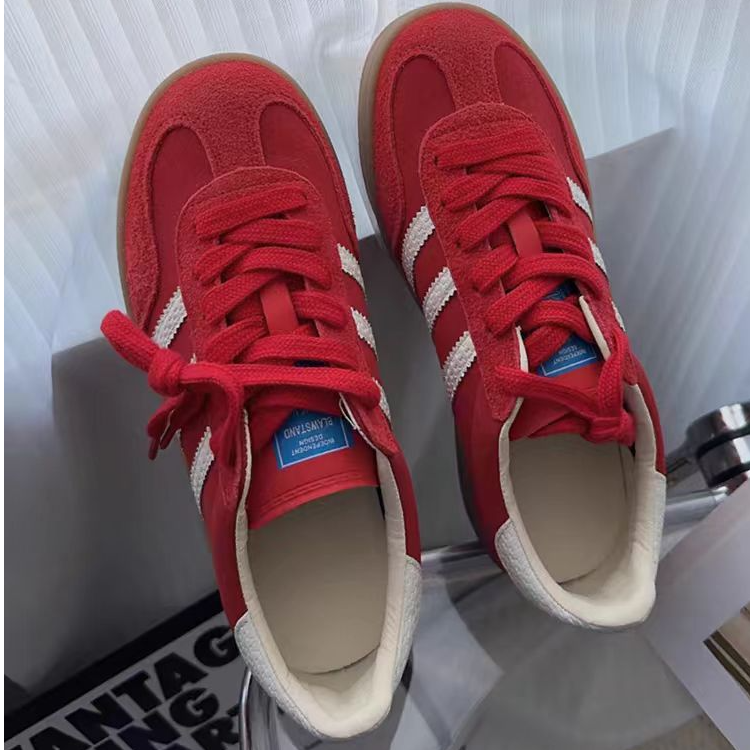 磨砂皮红色德训鞋女2025新款运动厚底阿甘鞋学生平底休闲板鞋女鞋