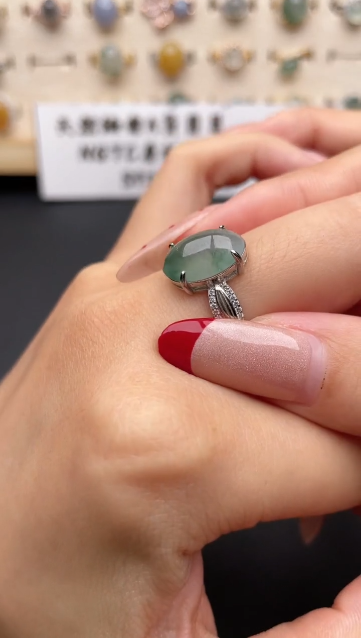 【闪购商品】翡翠戒指银S925镶嵌一物一证一礼盒