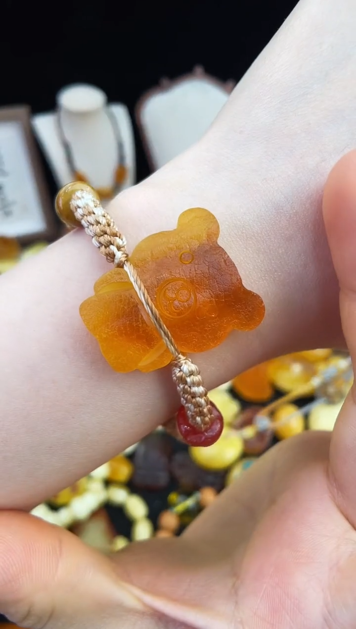 琥珀未镶嵌珠宝奇石柒月