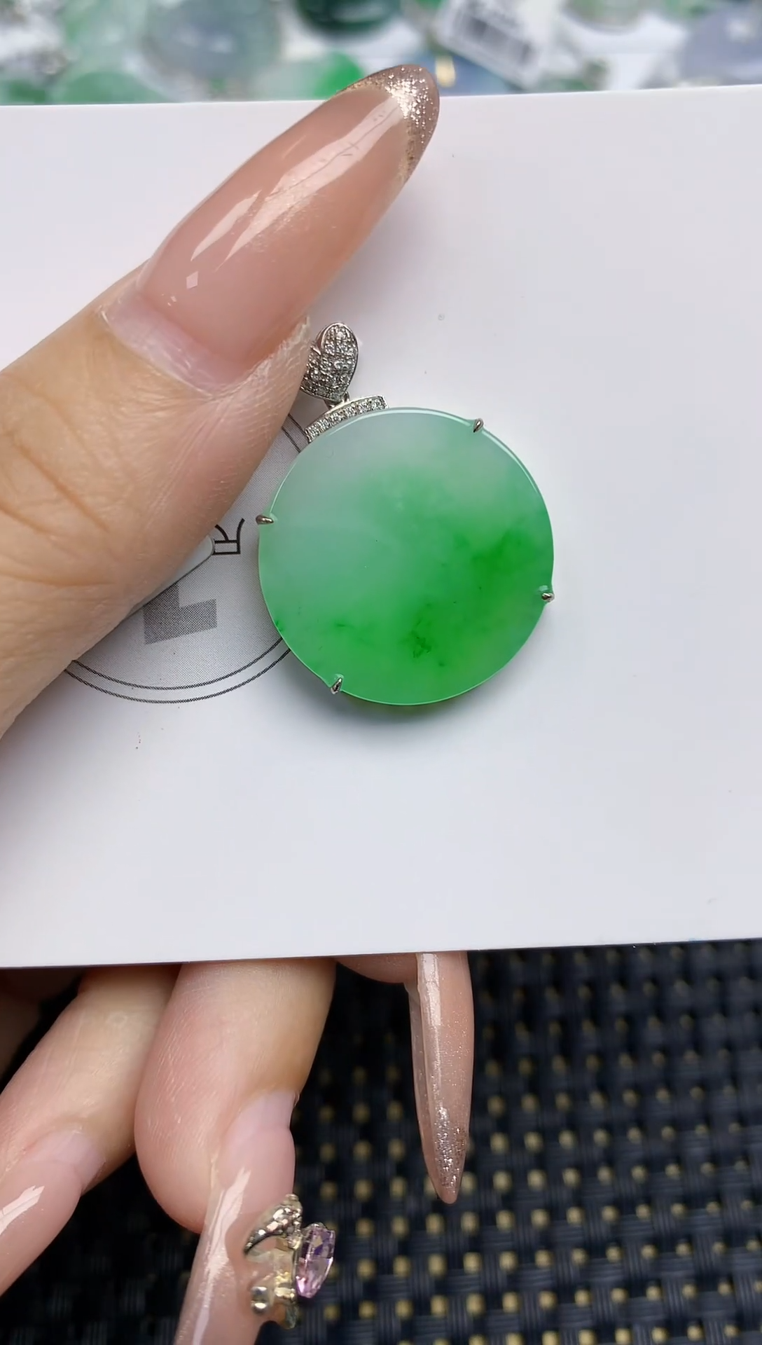 颈饰18K金镶嵌翡翠天然缅甸A货翡翠百元以上9元证书费自理1