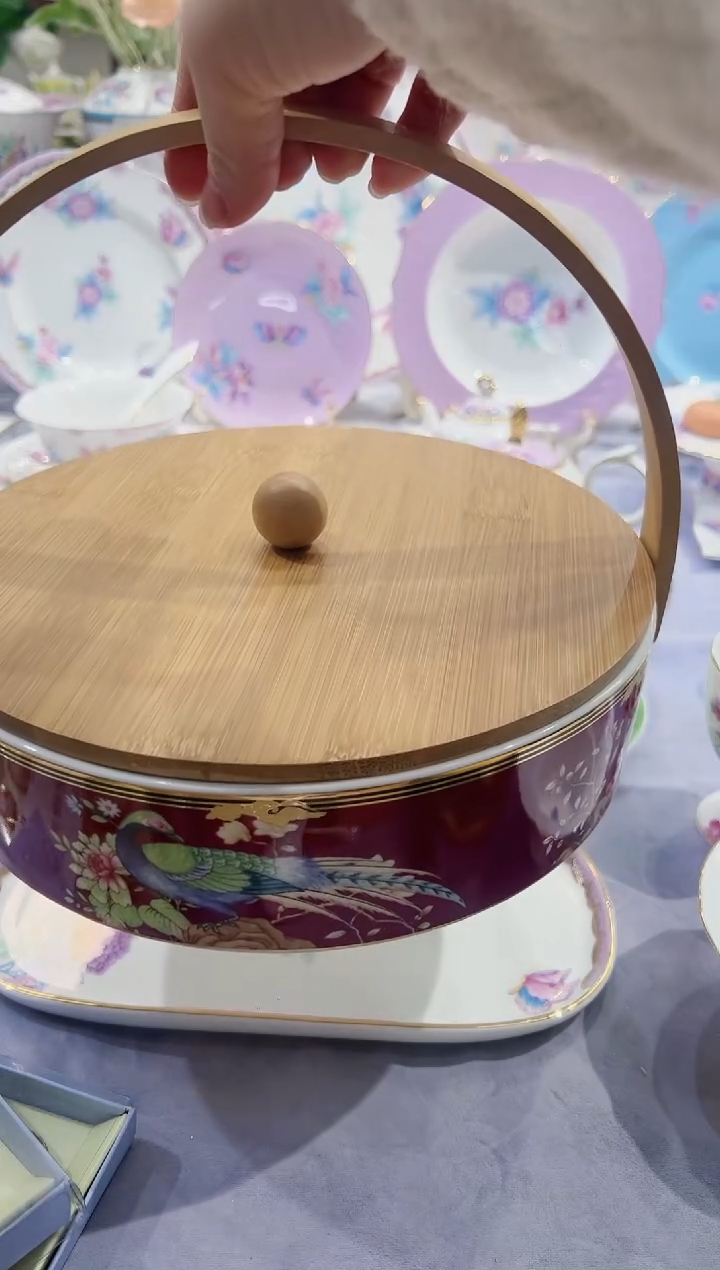 【闪购商品】骨瓷提篮