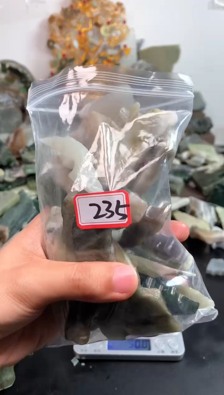 未镶嵌和田玉摆件235