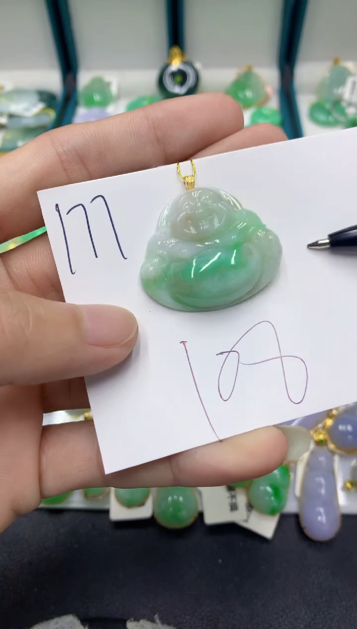 【闪购商品】翡翠颈饰18K金镶嵌翡翠