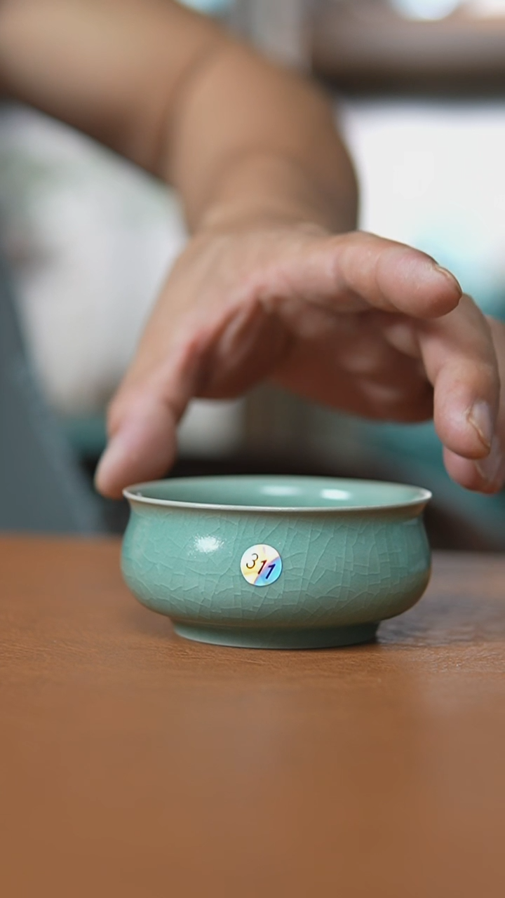 瓷片仿古翡翠绿纯手炉式杯一级