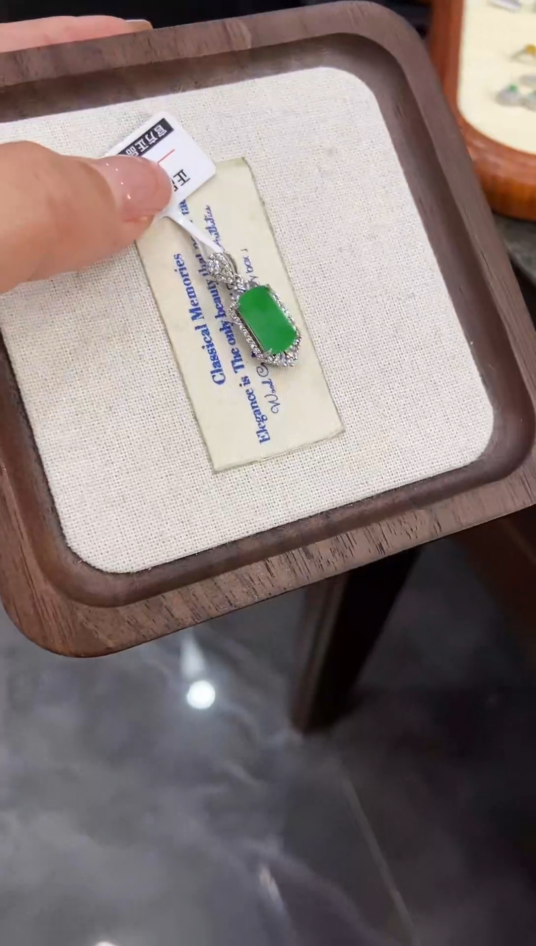 翡翠挂件银S925镶嵌筑****贝吊坠