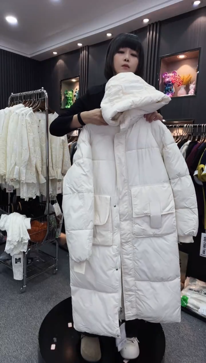 8623长款棉服白色--