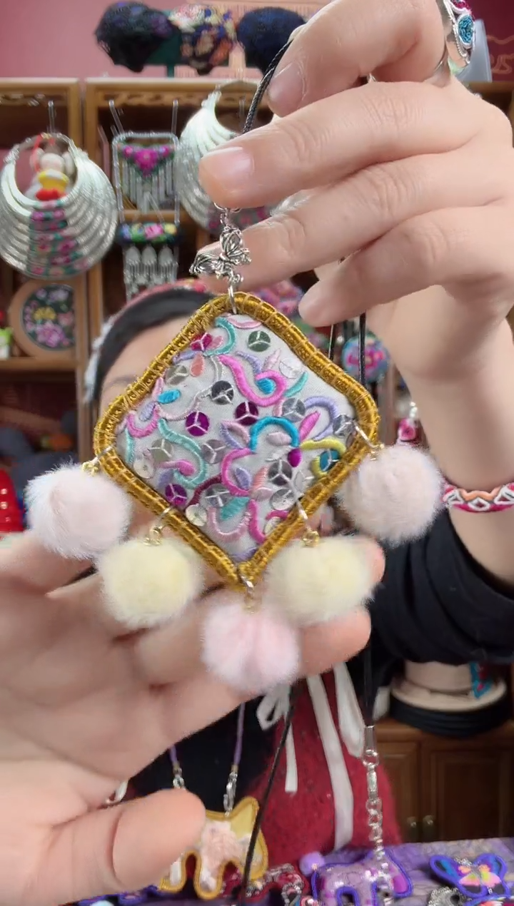 刺绣毛衣链36甜甜家