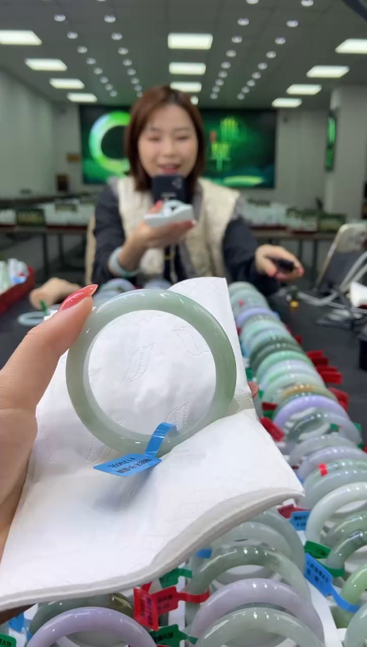 未镶嵌手镯翡翠0055553