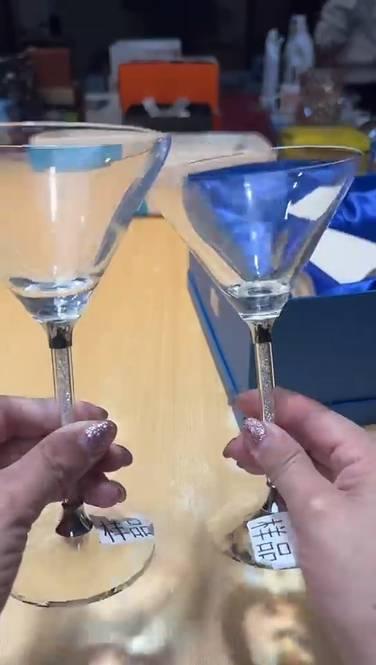 瓷片生活的本意是开心啊@@1