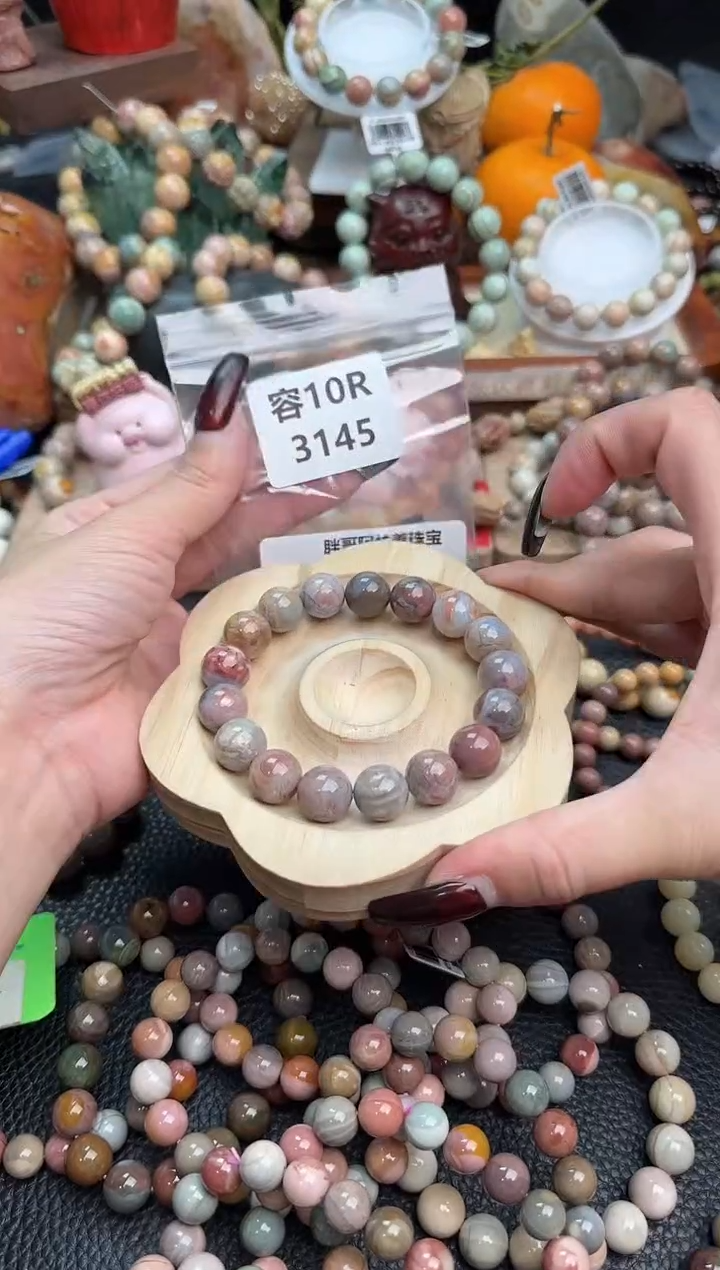 【闪购商品】石英质玉手链未镶嵌10R3145