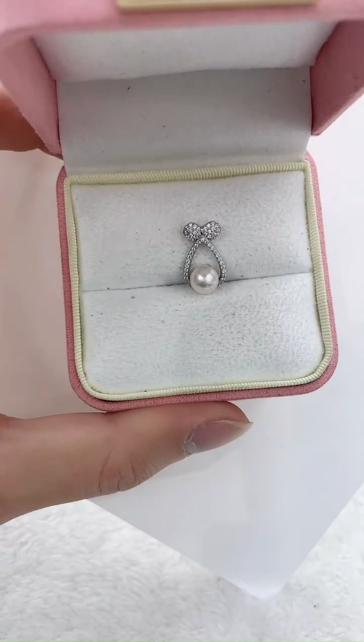 【闪购商品】海水珍珠吊坠(不含链)银S925镶嵌海水珍珠吊坠