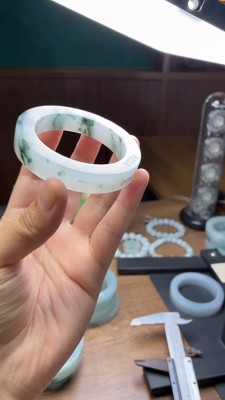 未镶嵌手镯定制翡翠才**姆定制