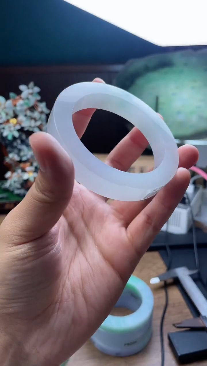 【闪购商品】定制翡翠手镯未镶嵌定制