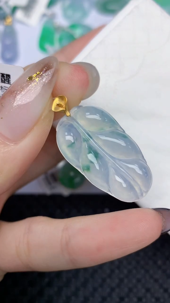 颈饰18K金镶嵌翡翠天然缅甸翡翠a货百元以上9元证书费自理