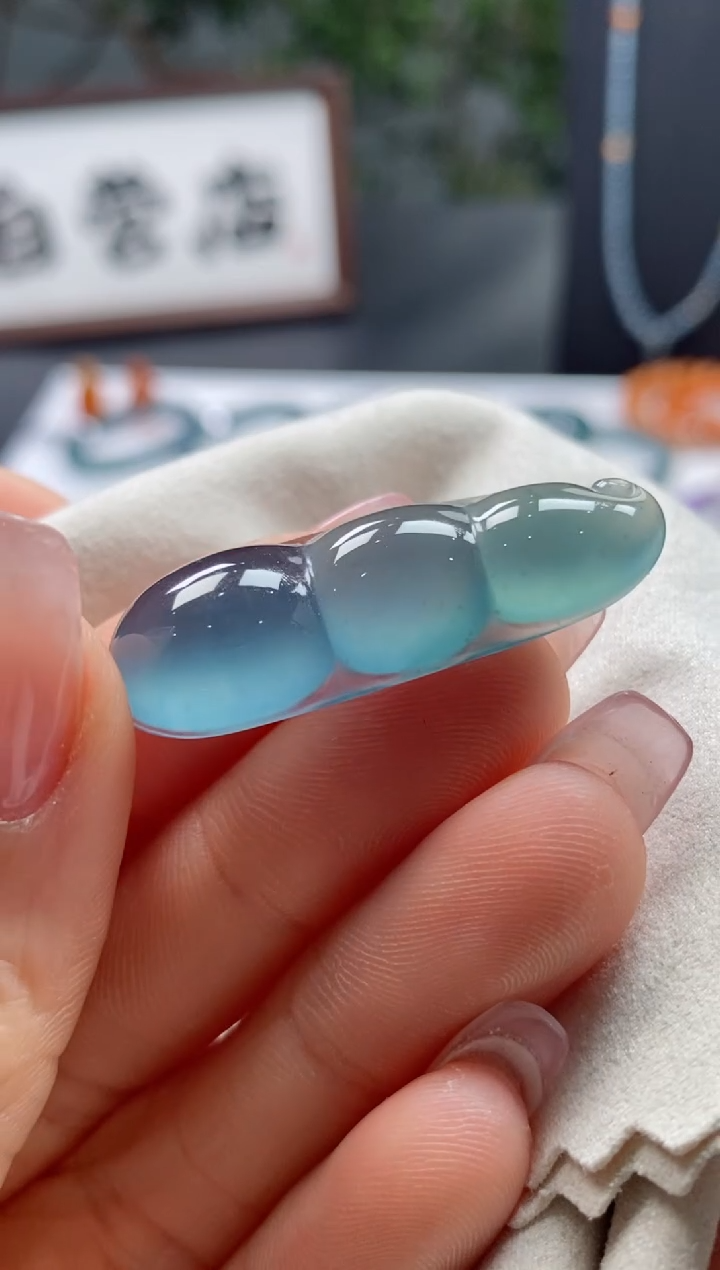 【闪购商品】翡翠颈饰未镶嵌0381057853