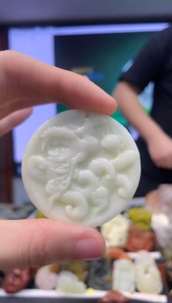 【闪购商品】岫玉吊坠未镶嵌·