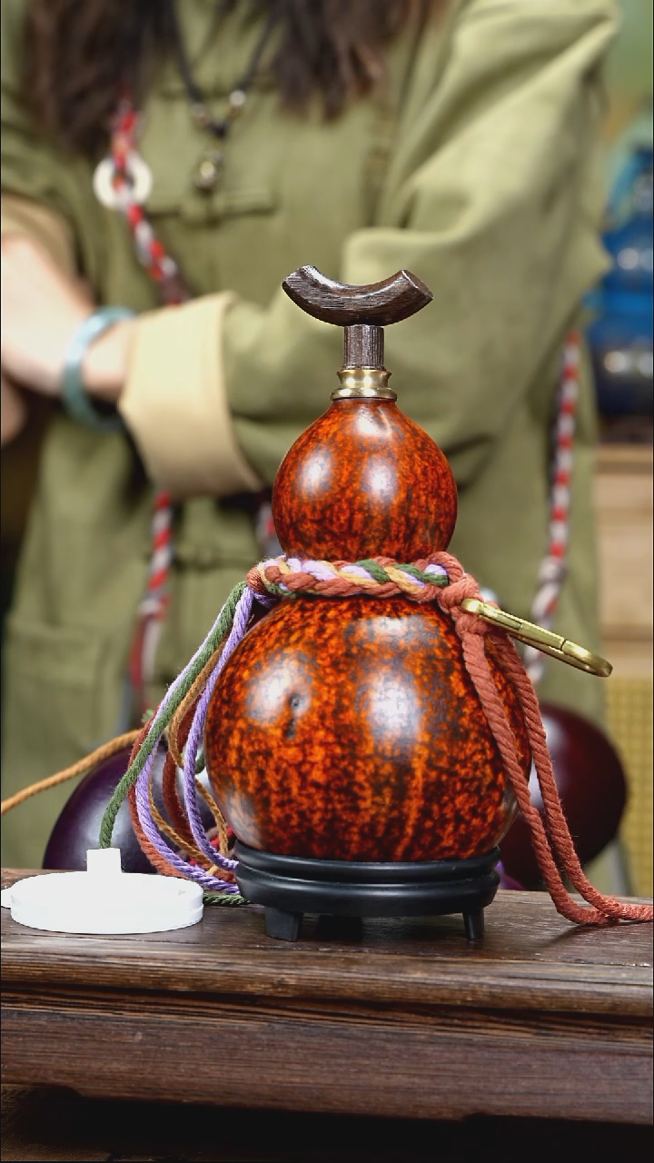 ?***沫YT060大漆酒葫芦(微瑕款-不退换)