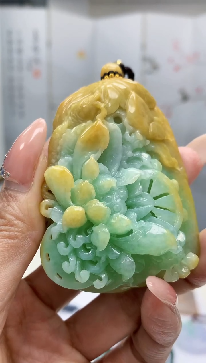 【闪购商品】定制翡翠未镶嵌5152MM-毛货挂件45