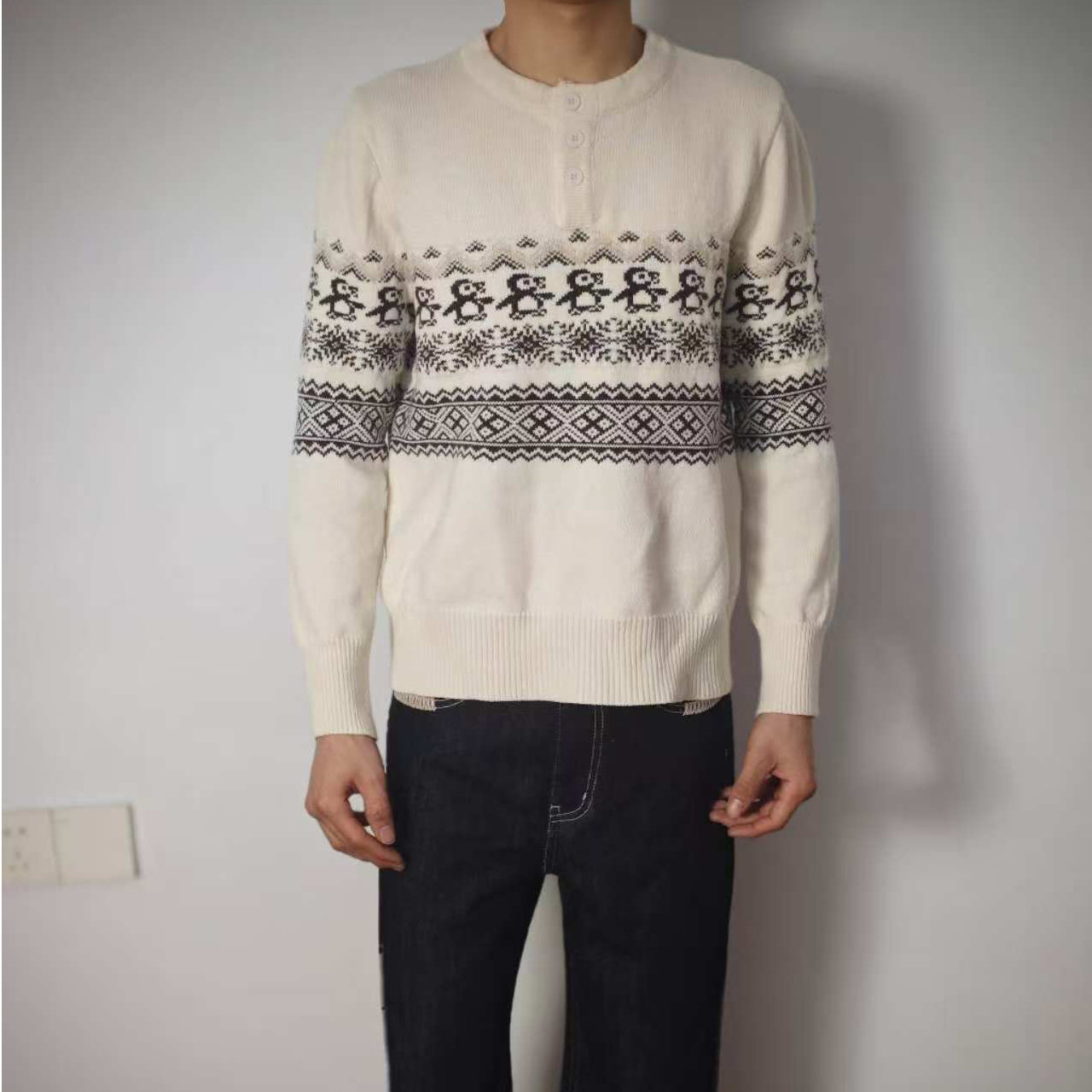 AllureTrendz 企鹅刺绣费尔岛羊毛混纺针织毛衣