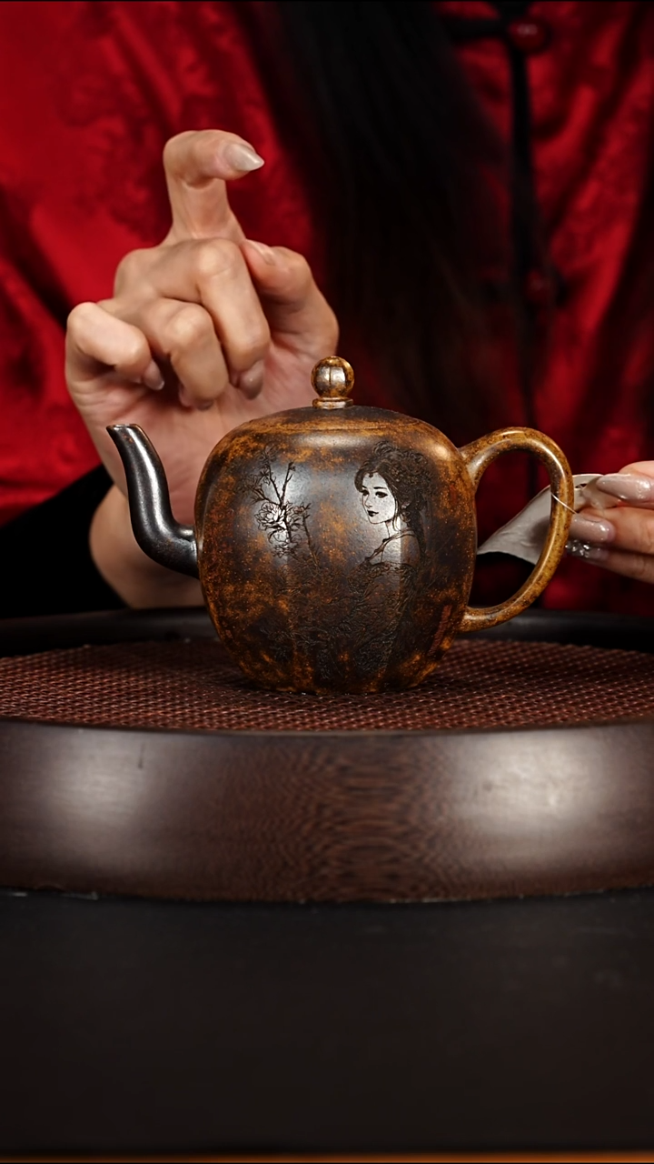 茶壶紫砂宜兴紫砂壶龙骨金砂柴烧八方美人肩280cc