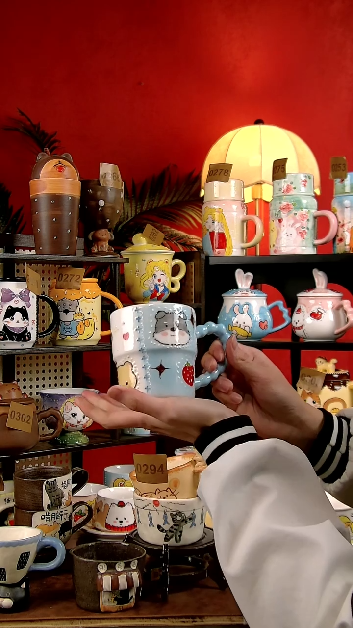 杯子瓷DIY景德镇创意手工陶瓷卡通风玉泥雪纳瑞马克杯
