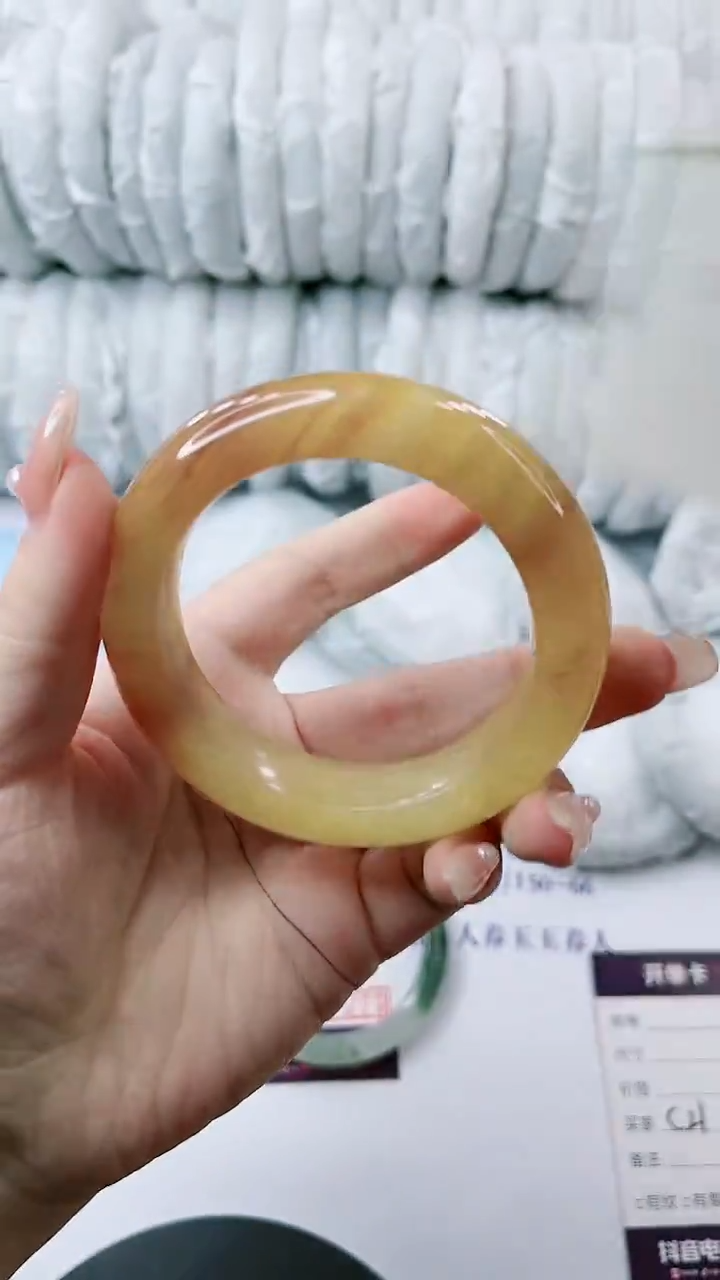 【闪购商品】石英质玉手镯未镶嵌多样性发货C21