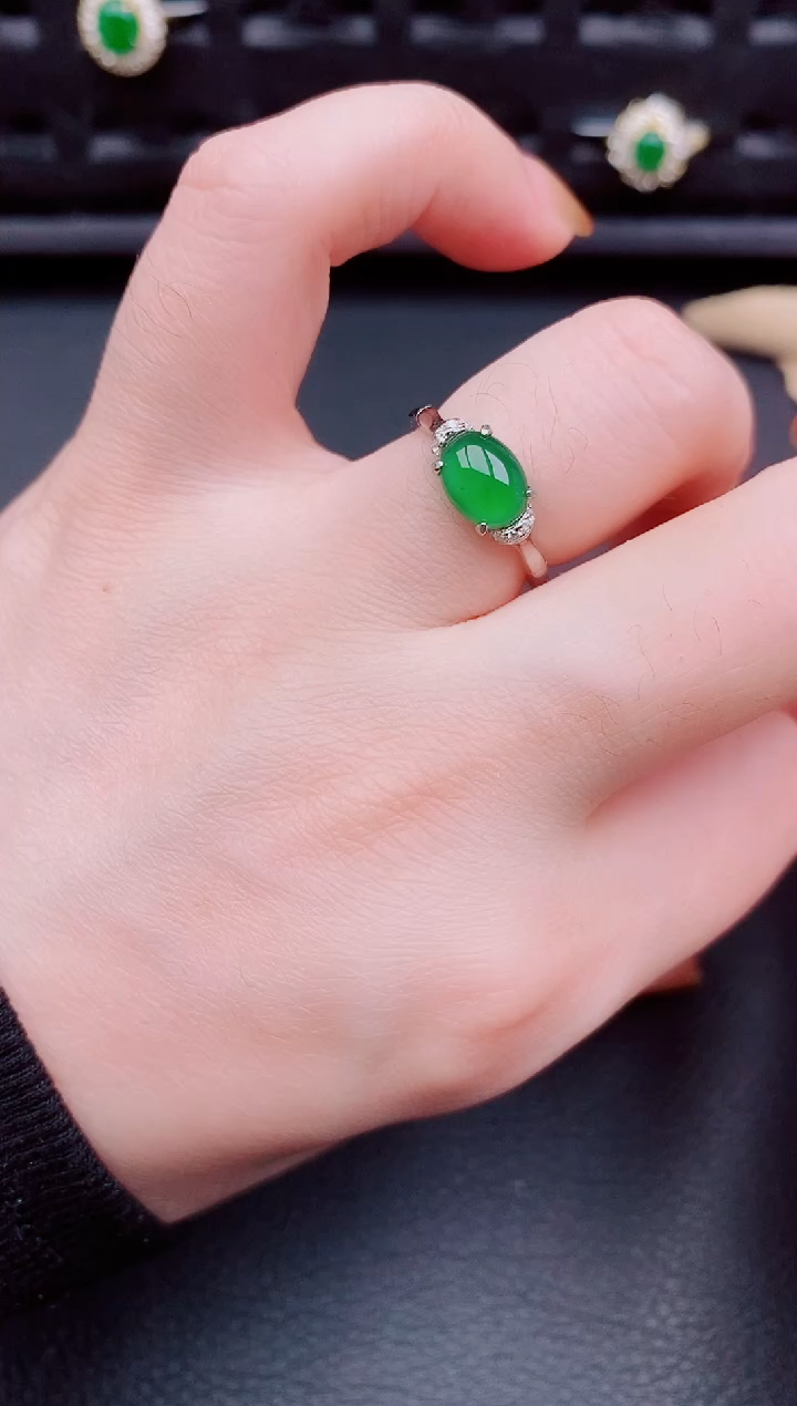 【闪购商品】翡翠戒指银S925镶嵌天然a货翡翠330