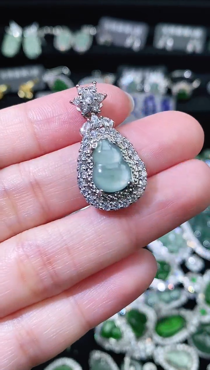 【闪购商品】翡翠未镶嵌颈饰精美翡翠-多样性只发一件H577