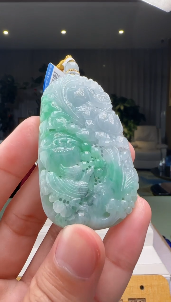 【闪购商品】翡翠吊坠(不含链)未镶嵌XM@@960Q3J14290